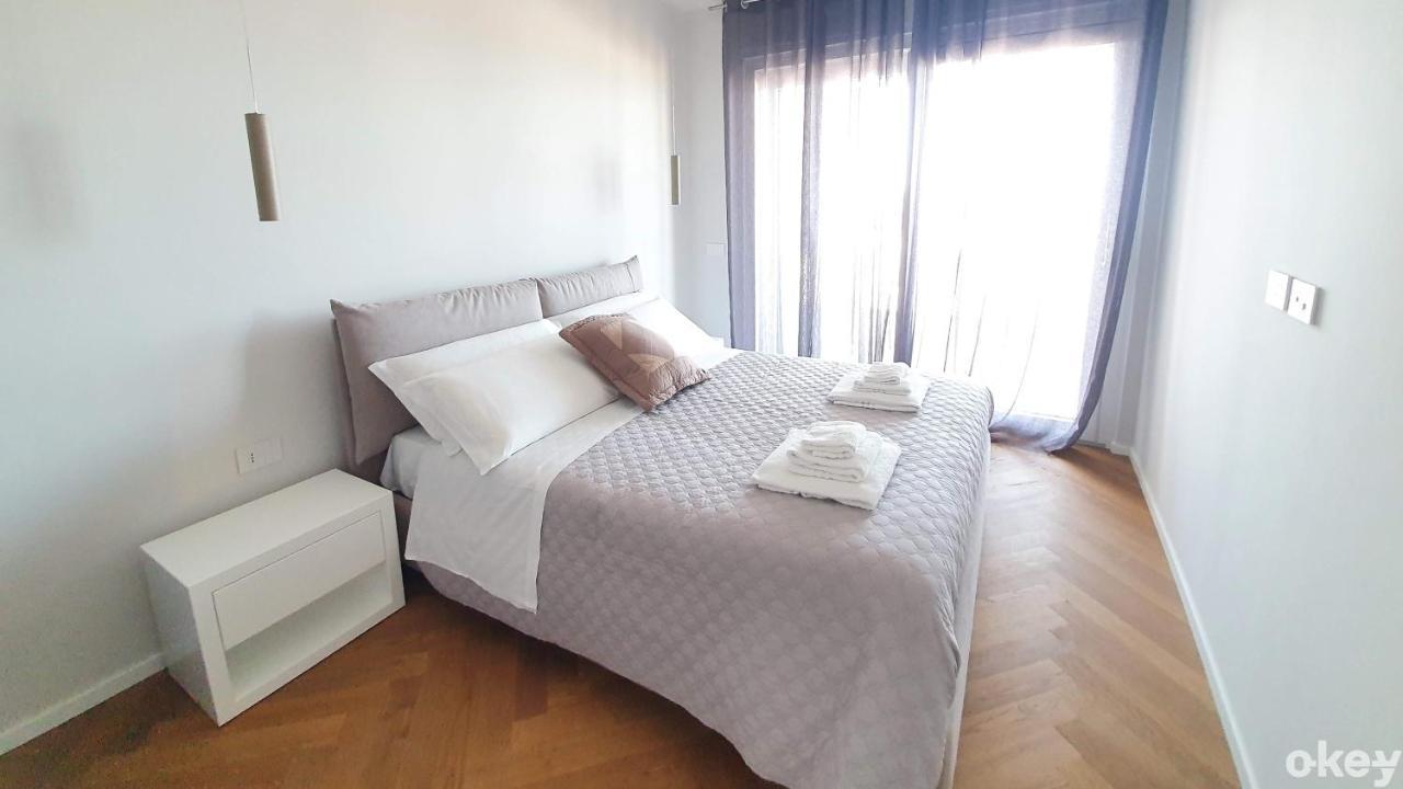 Seven Seas Luxury Apartments - Bari San Girolamo エクステリア 写真