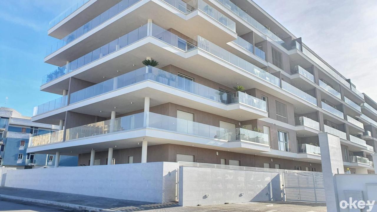 Seven Seas Luxury Apartments - Bari San Girolamo エクステリア 写真
