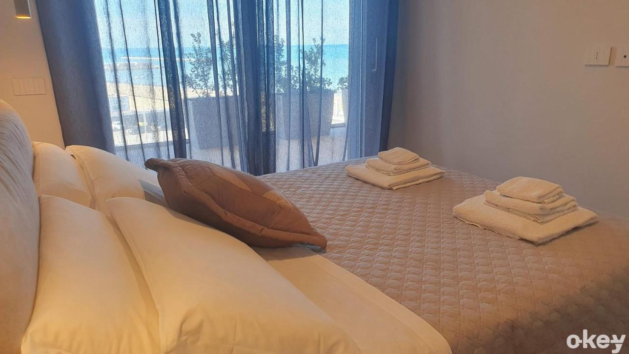 Seven Seas Luxury Apartments - Bari San Girolamo エクステリア 写真