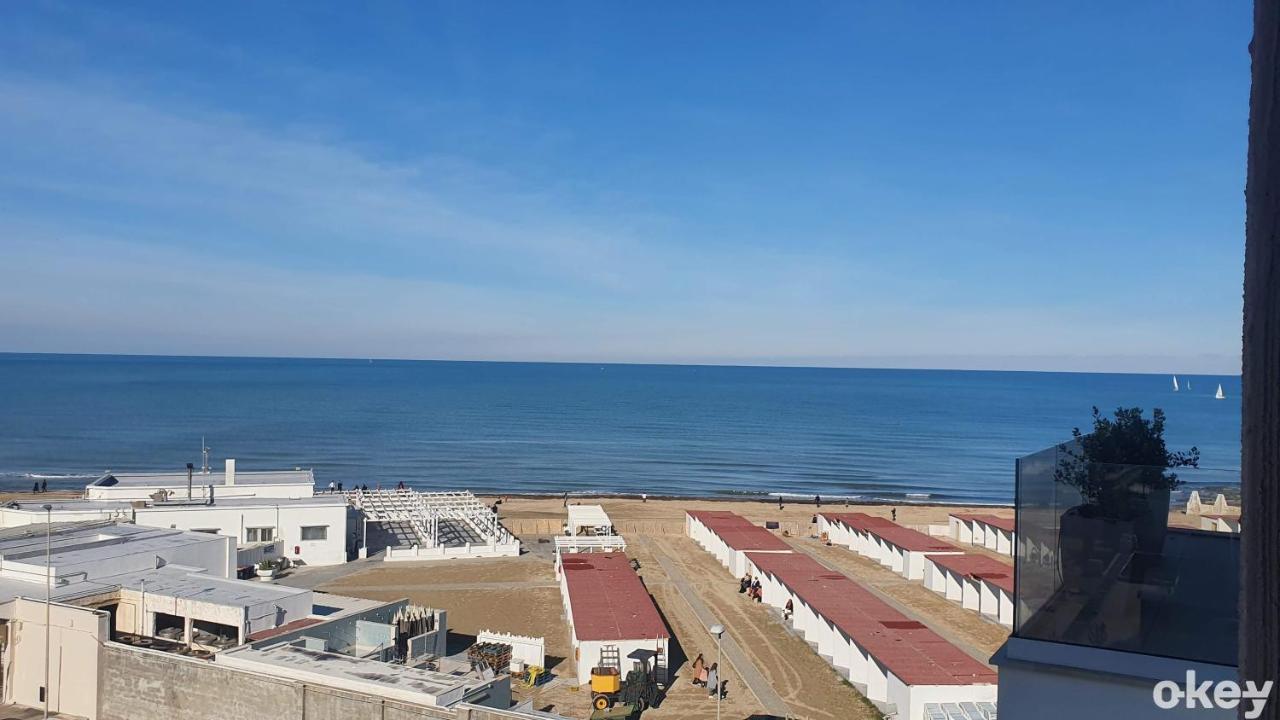 Seven Seas Luxury Apartments - Bari San Girolamo エクステリア 写真