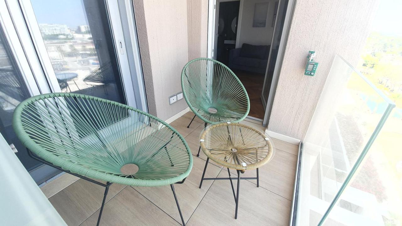 Seven Seas Luxury Apartments - Bari San Girolamo エクステリア 写真